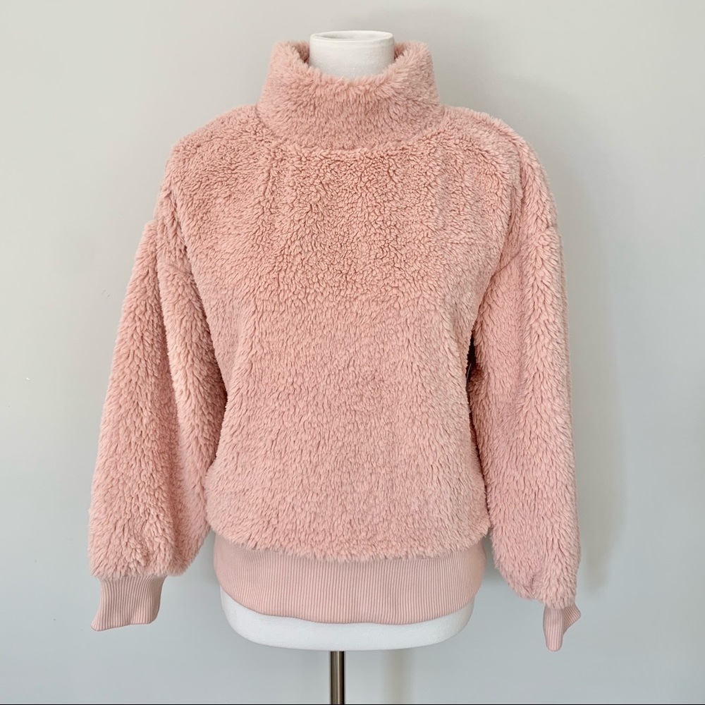 GAP Pink Soft Furry Mock Turtleneck Sweatshirt Size Small